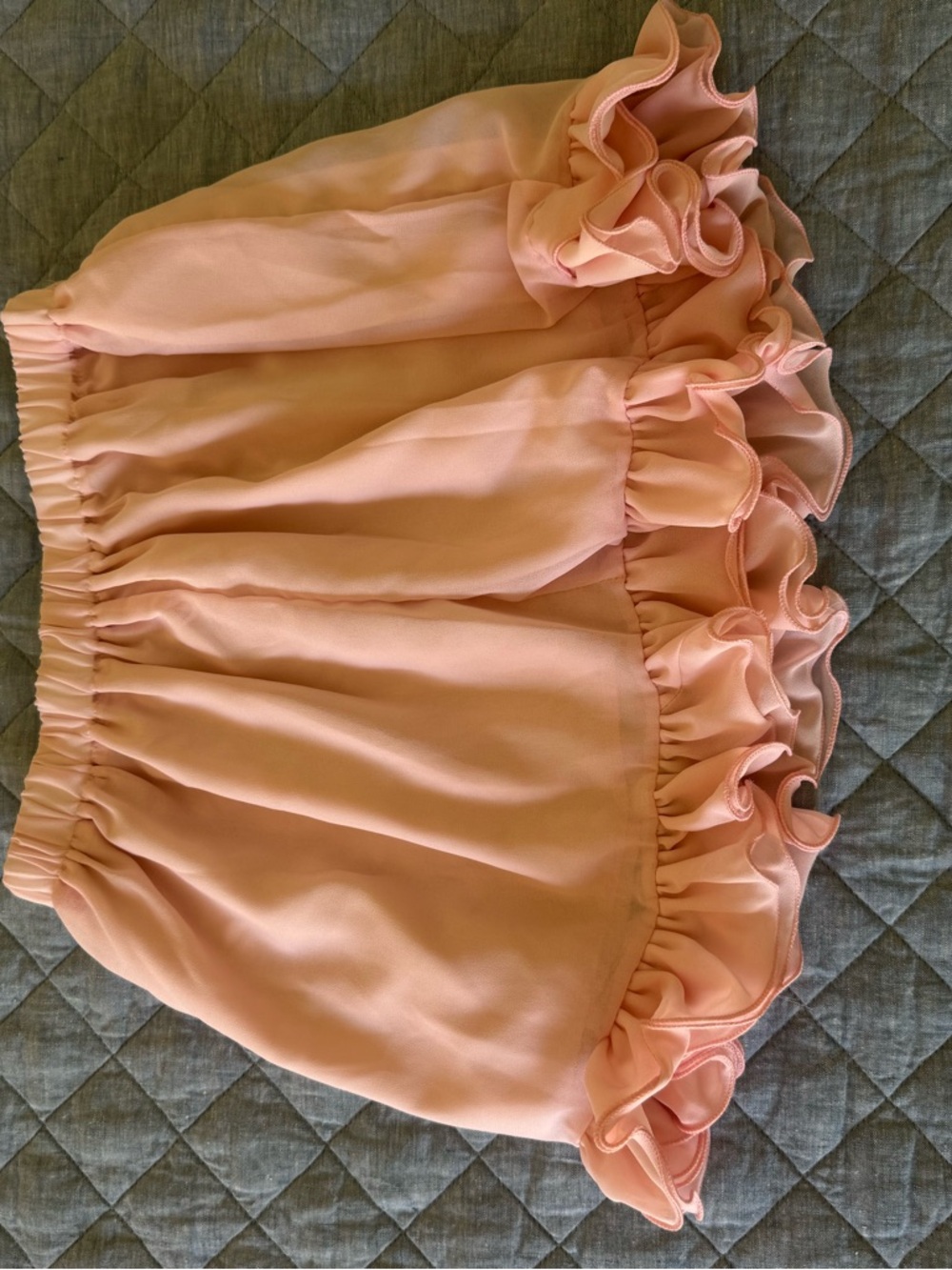 Blush Pink Ruffled Set - Picture 4 of 4
